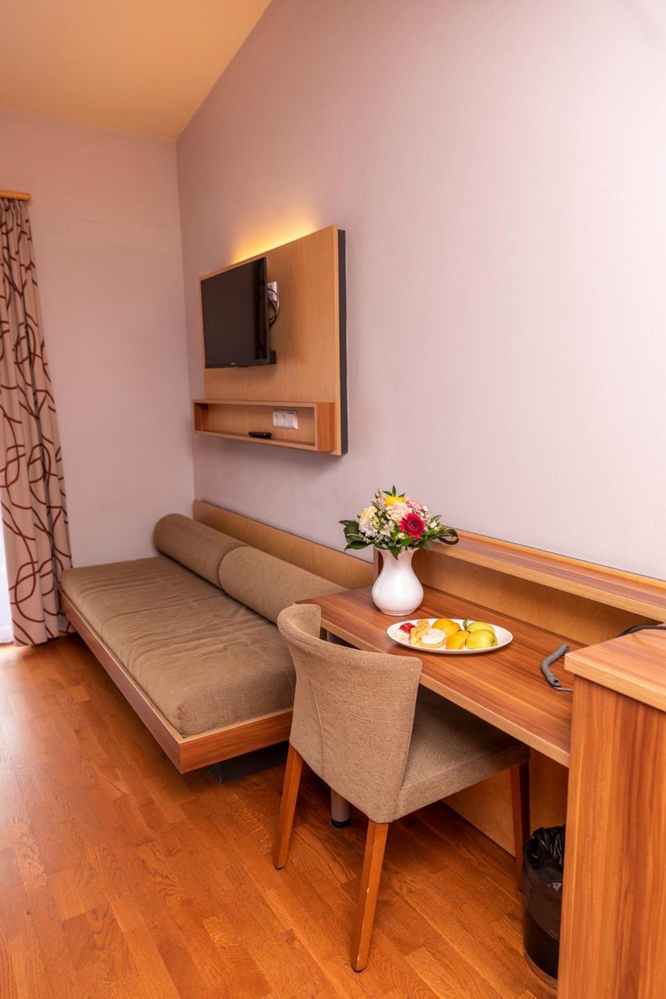 JUFA Hotel Celldomölk - Aktiv&Wellness-Resort Celldömölk Exteriör bild
